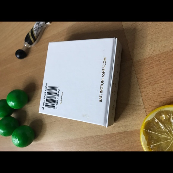 Battington Beauty handmade silk eyelashes BNIB โช๏ธ - Picture 3 of 5